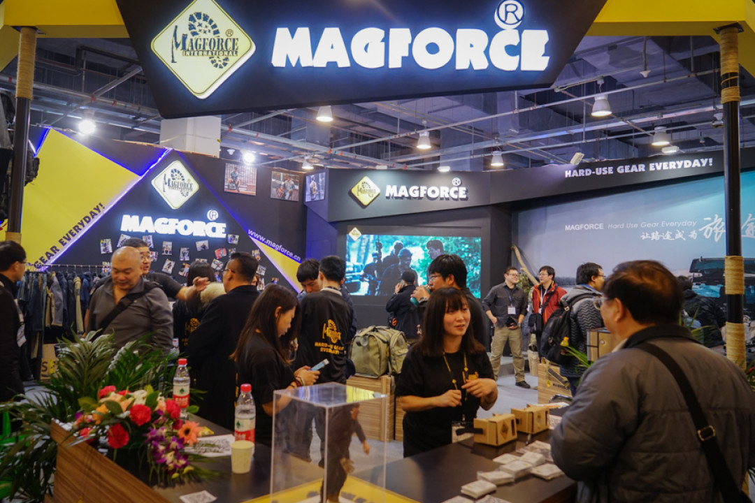 包含塔斯马尼亚联战术调整，关键球员或将首发出战的词条